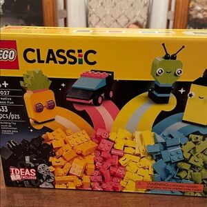 LEGO Classic Creative Fun Set - Yellow, Red, Blue, Black
